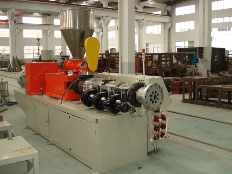 Plastic Conical Double Screw Extruder Machine China