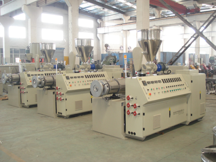 Plastic Conical Double Screw Extruder Machine China