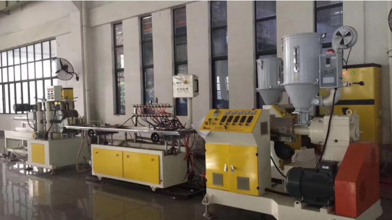 PC Profile/Lamp Tube Machine China